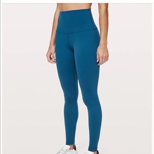 Lululemon Aligns